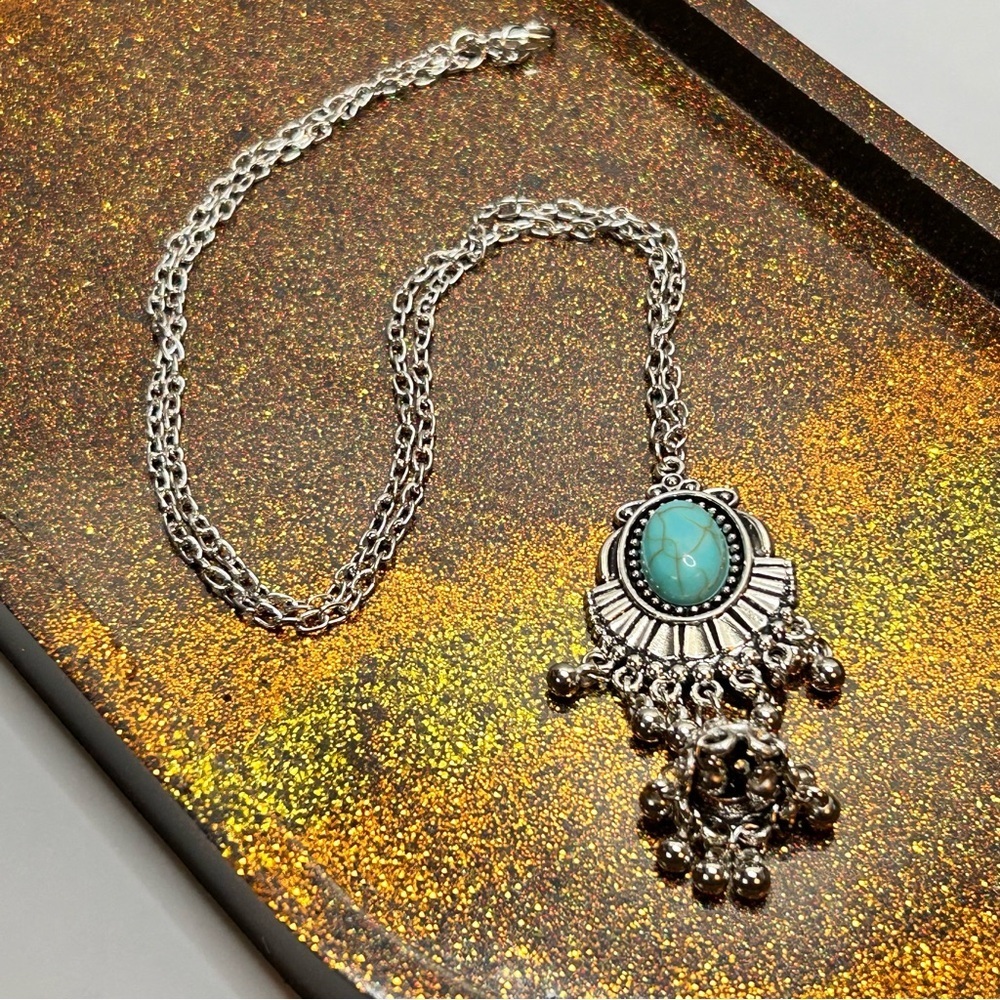 Silver Tone and Turquoise Stone Pendant Necklace